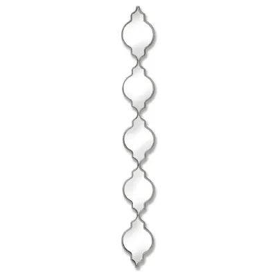 Silver Quarterfoil Decorative Hanging Mirror