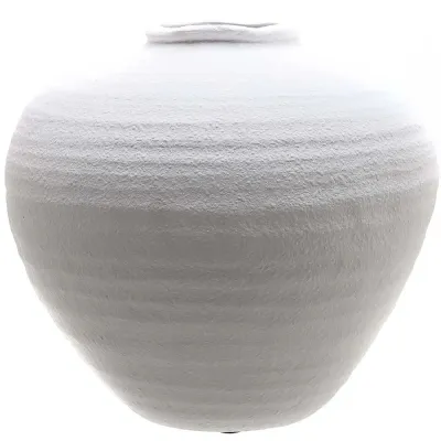 Regola Matt White Ceramic Vase