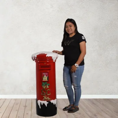 Modern Red Christmas Mailbox Decorative Statue 100cm