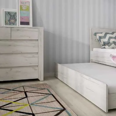 White Crafted Oak 5 Drawer Chest
