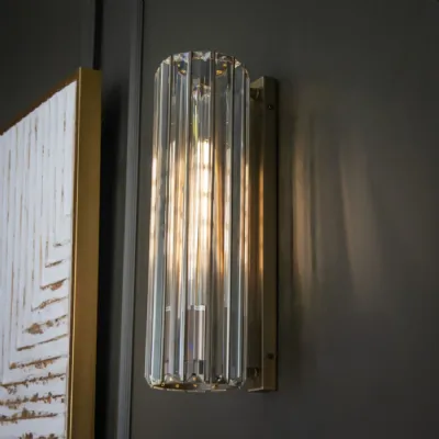Reagan Bronze Wall Lamp