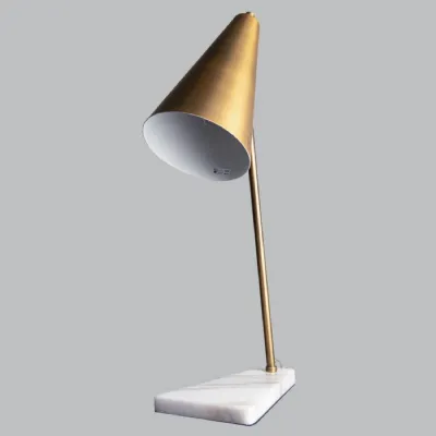 Finn Desk Lamp