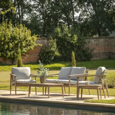 Natural Acacia Wood Outdoor 4 Seater Garden Lounge Set