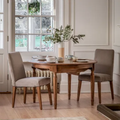 Traditional Dark Wood Round 6 Seater Extending Dining Table