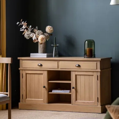 Natural Oak 2 Door 2 Drawer Large Sideboard with 3 Shelves