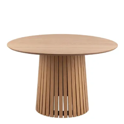 Christo Round Dining Table in Oak