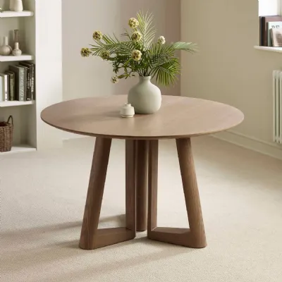 Caravelle Round 4 Seater Dining Table Smokey Oak Effect