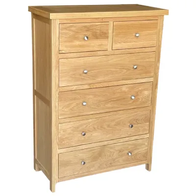 Oak Lacquered Finish 2 Over 4 Chest of Drawers