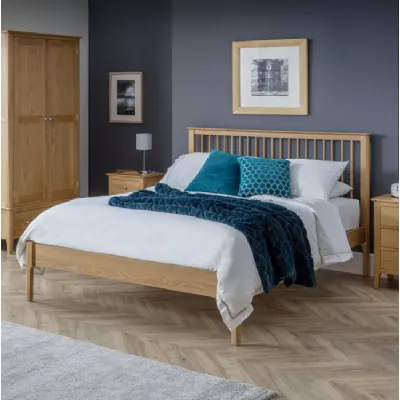 Shaker Style Light Brown Oak Wood 4ft6 Double Bed in Natural Finish