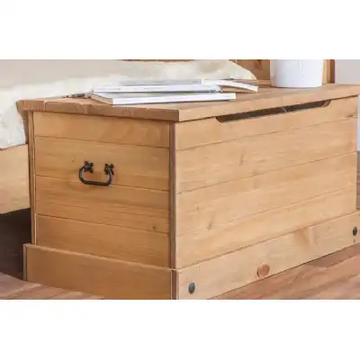 Pine Storage Trunk Blanket Box Toy Chest Antique Wax Finish 90cm Wide