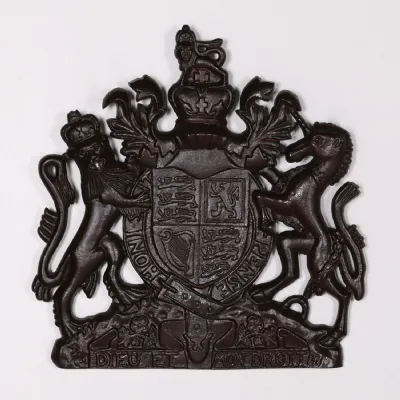 Rustic Iron Style 37cm Cast Metal Coat of Arms