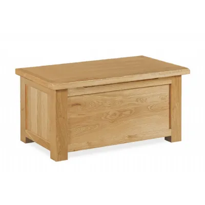 Waxed Oak Blanket Box with Lid