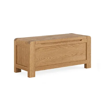 Oak Blanket Box with Lid and Rounded Corners