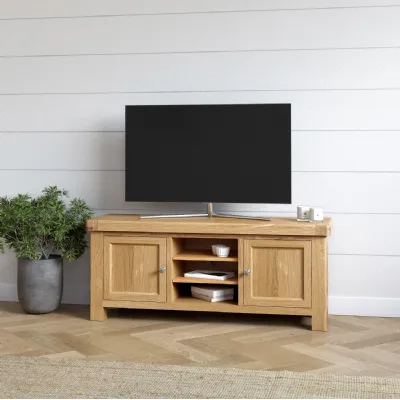 Oak 2 Door TV Media Entertainment Unit with Shelf
