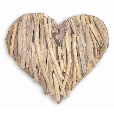 Driftwood Wall Heart 50x50cm