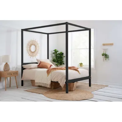 Black Wood King Size Opulent Design Four Poster Bed