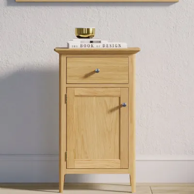 Modern Style Natural Solid Oak Small Cupboard with Drawer