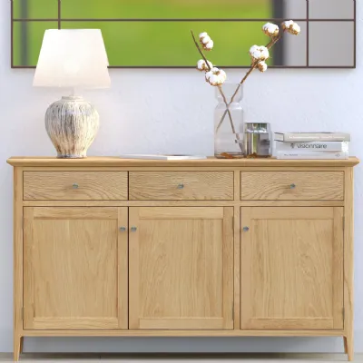 Traditional Style Natural Solid Oak Wood Large 3 Door 3 Drawer Sideboard