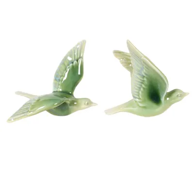 Set of 2 Reactive Green Flying Birds