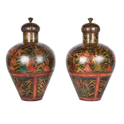 Pair Iron Pot