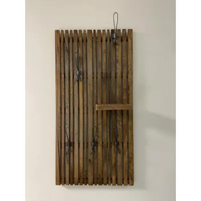 Versatile Hanging Coat and Key Rack