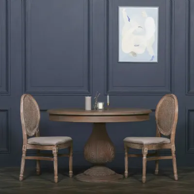 Round Pedestal Acorn Dining Table