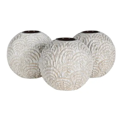 Set of 3 Scalloped Candle Holders