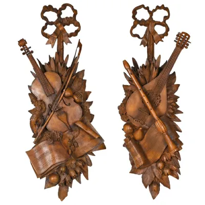 Pair Wall Plaques