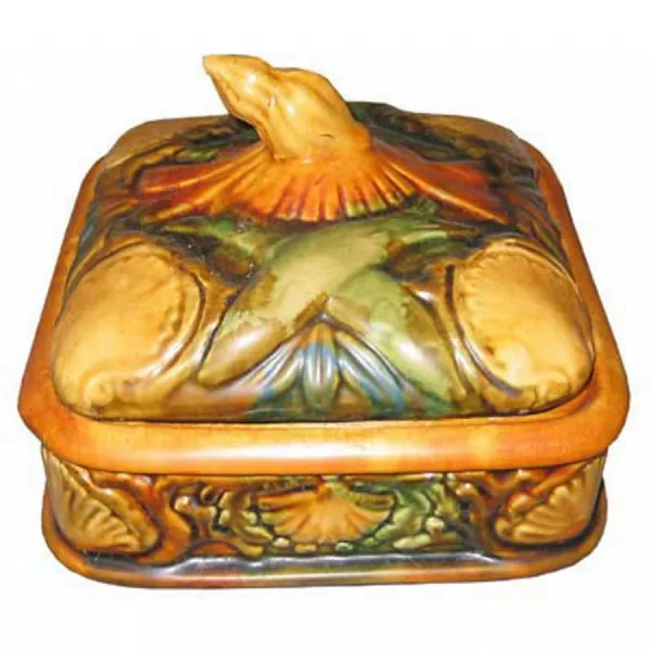 Majolica Shell Tureen