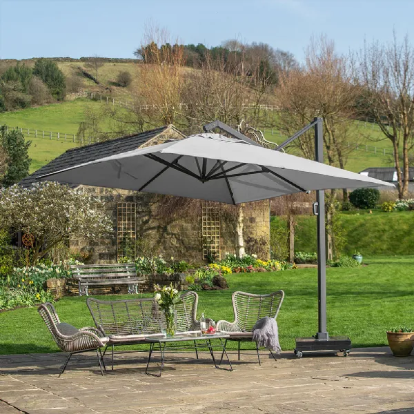 4mx3m Manhattan Grey Rectangular Outdoor Cantilever Parasol