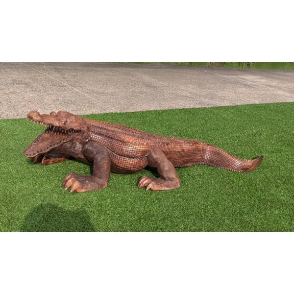 Natural Suar Wood Crocodile Sculpture Hand Carved