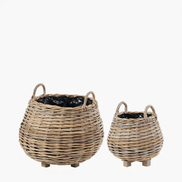 Tobs S 2 Indoor Outdoor Grey Kubu Rattan Bulbous Basket Planters