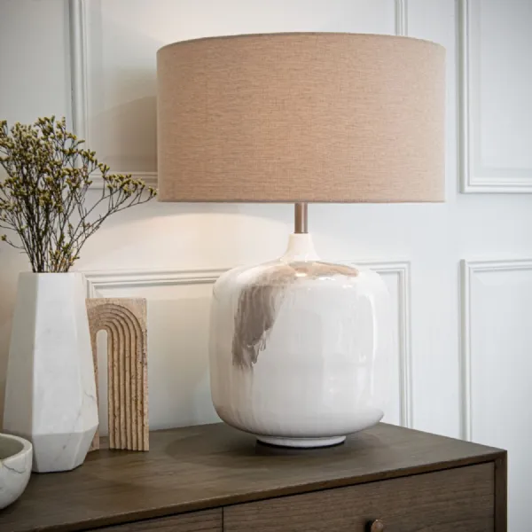 Aketa Cream Table Lamp