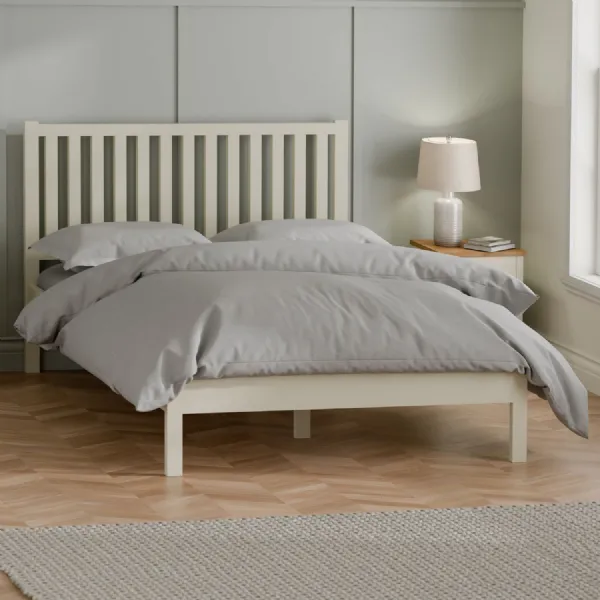 Coxmoor 135cm Bed Ivory