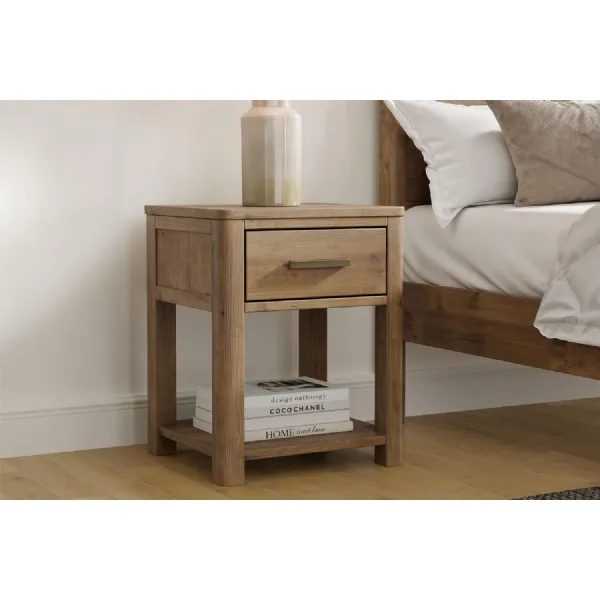 Rustic Pine Wood 1 Drawer Bedside Table