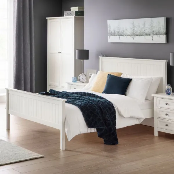 White Painted 4ft6 Double Wooden Bed Frame with High Headboard and Slatted Base