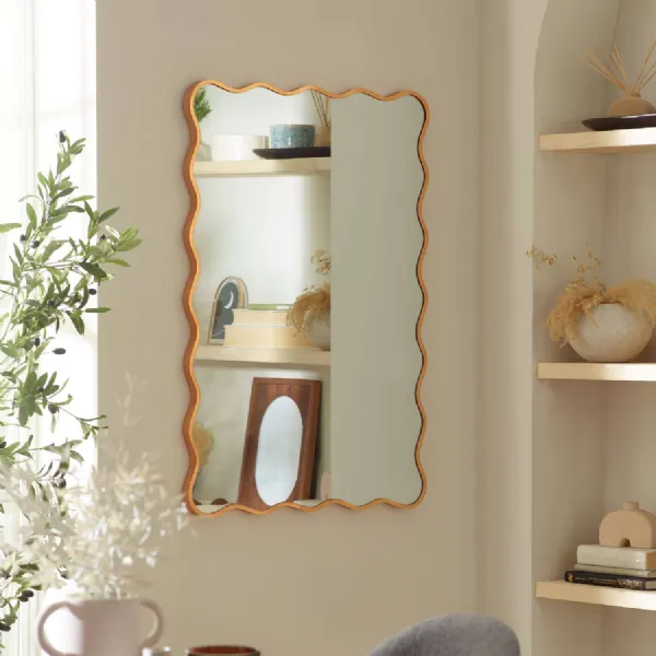 Stevie Wavy Edge Wall Mirror Gold